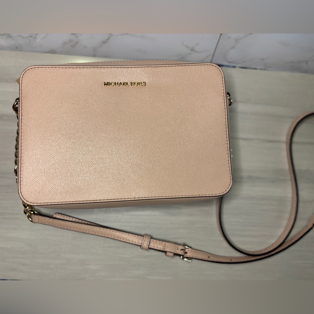 Michael Kors Leather Jet Set Crossbody